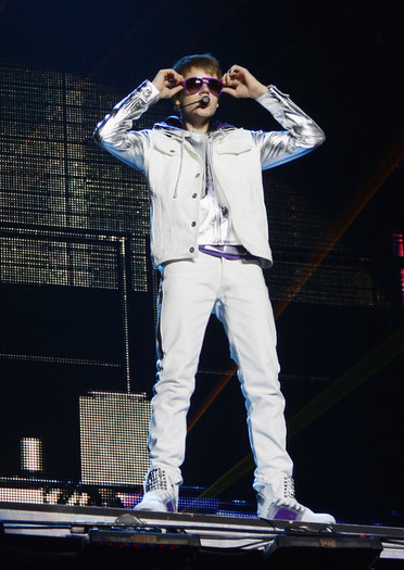Justin+Bieber+Justin+Bieber+Performs+Milan+k9p_P4iSr4Dl