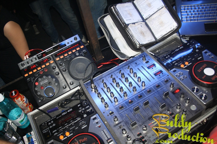 fire club 407 - Fire Club - 8 aprilie a4