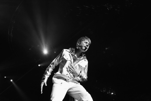 Justin+Bieber+Justin+Bieber+Performs+Milan+9No2kf7_oS8l