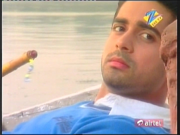 cb210thmarch2011part316 - CHHOTI BAHU 2 CAPS