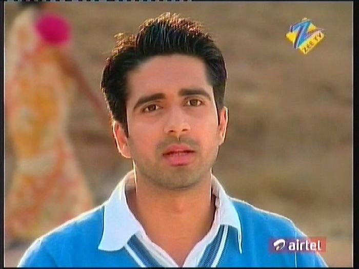 cb211thmarchpart193 - CHHOTI BAHU 2 CAPS