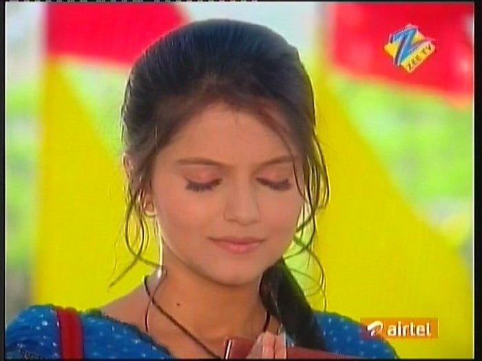 cb211thmarchpart198 - CHHOTI BAHU 2 CAPS