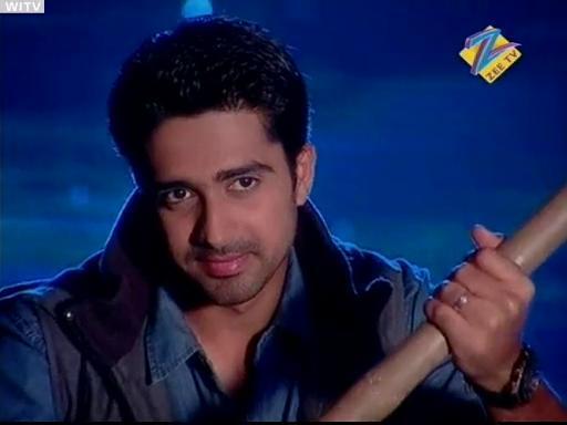 vlcsnap2011031422h44m54 - CHHOTI BAHU 2 CAPS