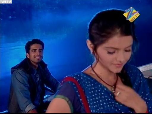 vlcsnap2011031422h50m49 - CHHOTI BAHU 2 CAPS