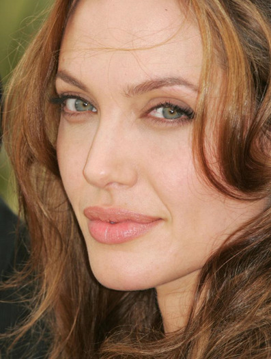 angelina-jolie-3 - Album pentru Botoasa