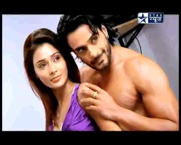 206916_158742987519491_100001513711537_359480_926792_n