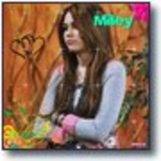 Bunica ne ia de obraji