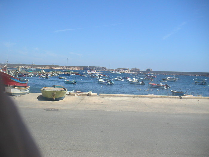 portul de barci de pescuit
