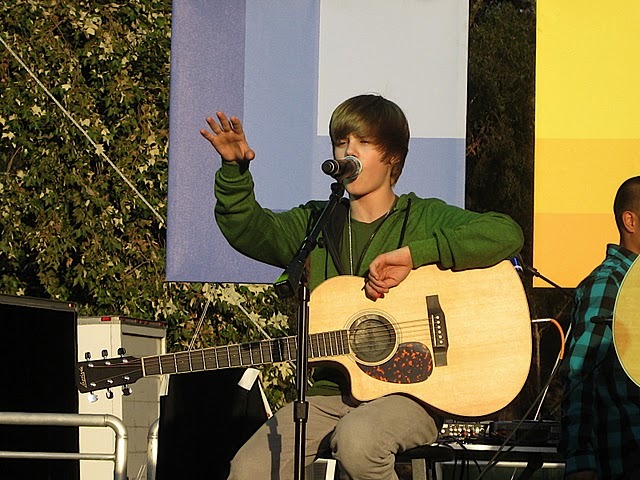 IMG_2783 - poze 2011 justin bieber