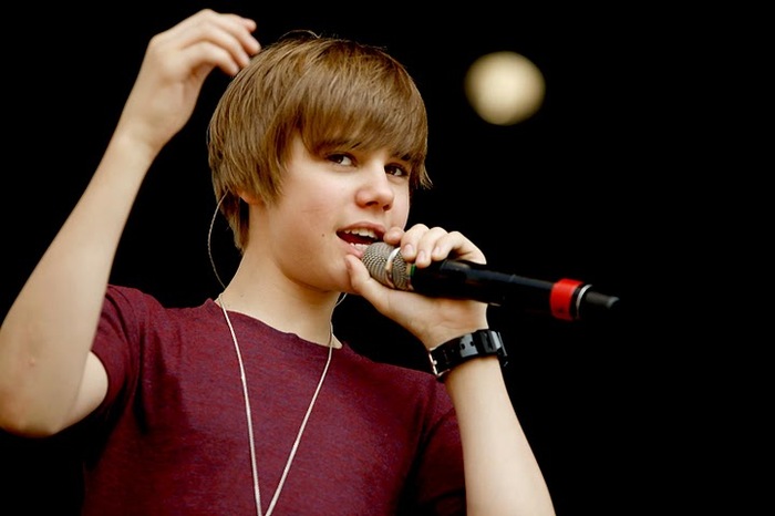 Justin Bieber 8 - poze 2011 justin bieber