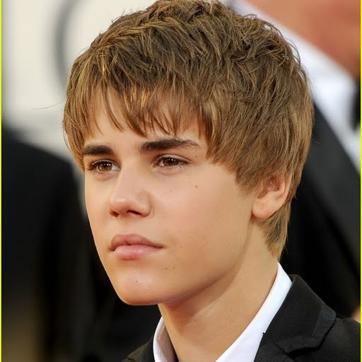 justin-bieber-golden-globes-2011-red-carpet-09 - poze 2011 justin bieber