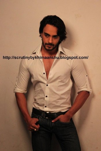 208612_207152452647280_126072107421982_696409_7961343_n