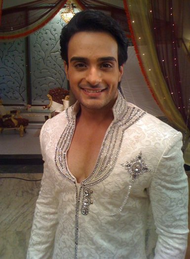 16464517385116265579210