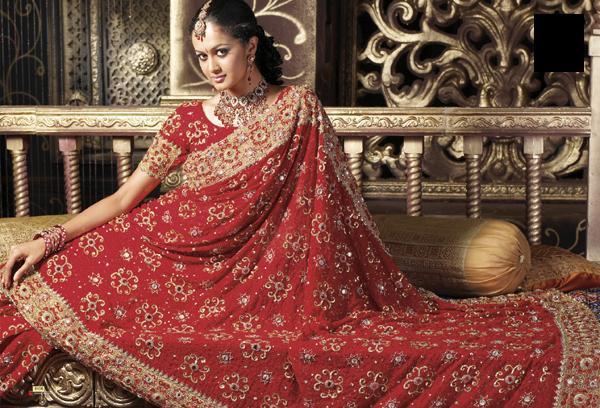 Indian-Bridal-Saree-Outfits[1] - Rochii de mireasa indiene