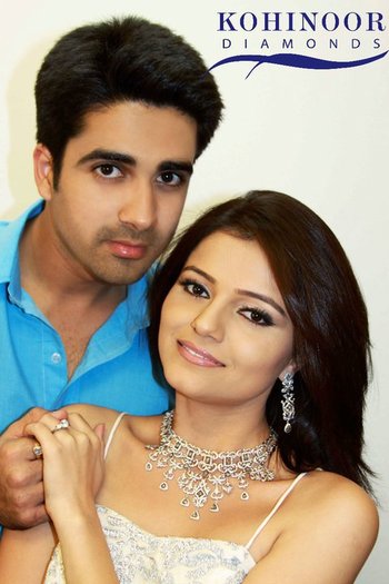 206988_198575836849869_100000923627232_528006_6573633_n - Dev si Radhika