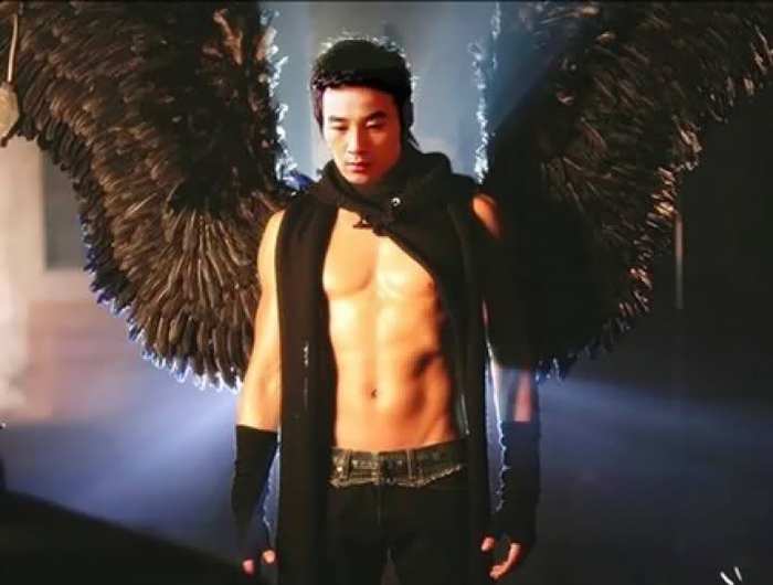 :X:X - Uhm Tae Woong