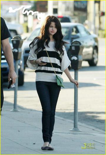 2nqtk0h(1) - Selena Gomez