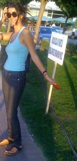 149126_1707709137629_1385081711_1835485_5881438_n - Beren Saat poze personale