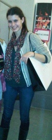 174329_1385081711_7228727_n - Beren Saat poze personale