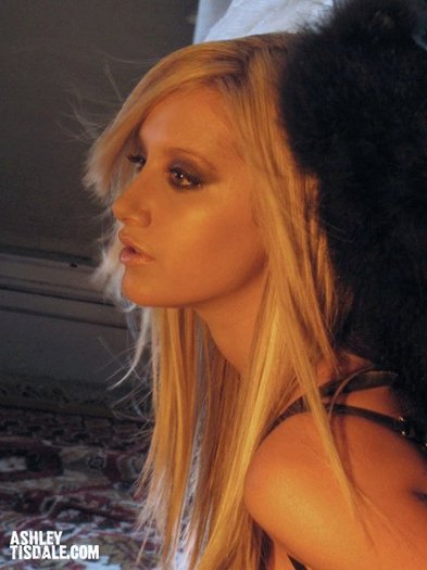 das (71) - ashley tisdale