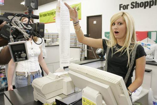 das (122) - ashley tisdale