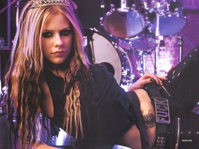 avril_lavigne4 - Avril Lavigne-Photoshoot 12 - avril lavigne