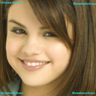 29308909_ZSKRQABCT - Doar pentru fanii adevarati a lui Selena Gomez