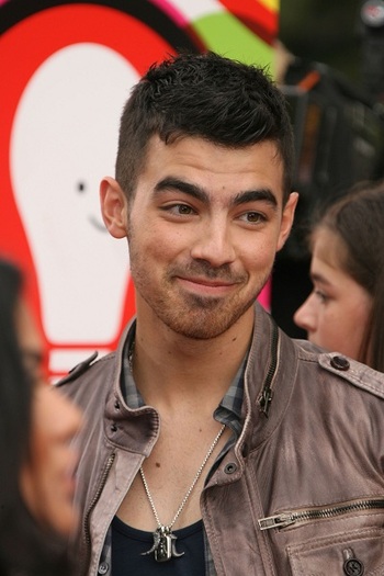 kids_choice_awards_2_11_wenn3278203 - Joe Jonas la Nickelodeon s 2011 Kids Choice Award