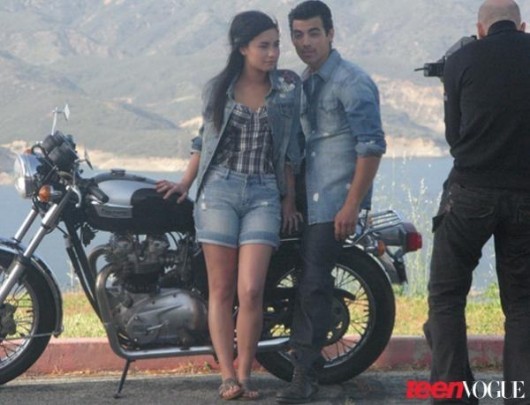 joe-demi-teen-vogue-2-8_0-530x405 - FoR U JoE JoNaS 5
