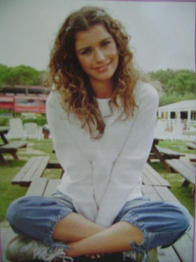 Beren-saat-beren-saat-20746905-450-600 - Beren Saat poze personale