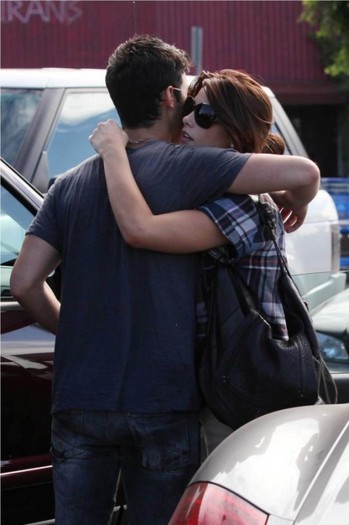 jashleycoffee2-2-533x800 - FoR U JoE JoNaS 5