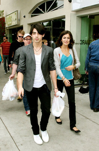 joe-jonas - FoR U JoE JoNaS 5