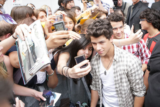 joe-jonas-fani-paris - FoR U JoE JoNaS 5