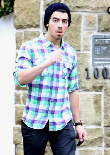 joe-jonas-hilary-duff-03 - FoR U JoE JoNaS 5