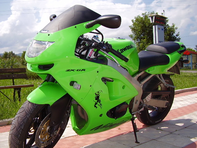 4 - Kawasaki Ninja zx-6r