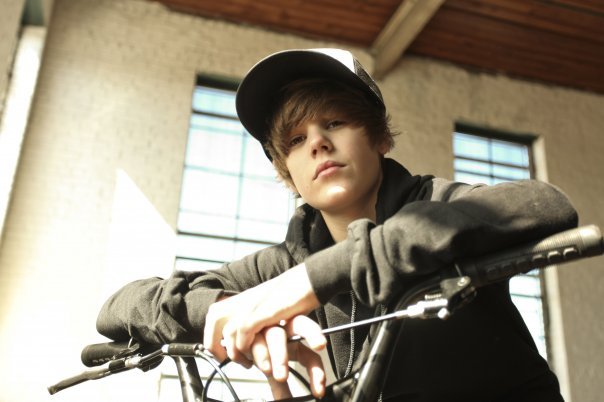 justin-bieber-teen-sensation-kim-kardashian