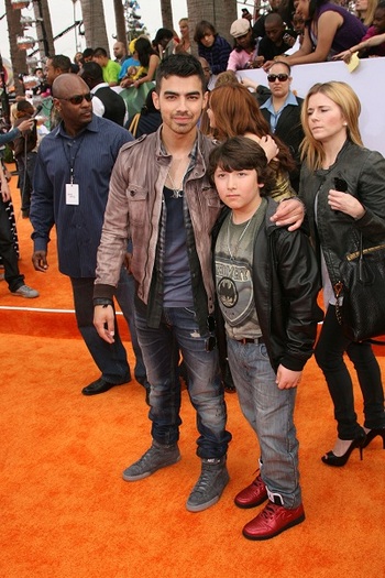 kids_choice_awards_2_09_wenn3278201 - Joe Jonas la Nickelodeon s 2011 Kids Choice Award