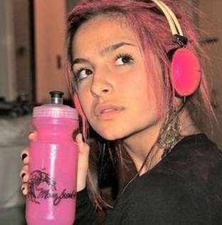 Brenda-Asnicar-brenda-asnicar-19253127-281-283