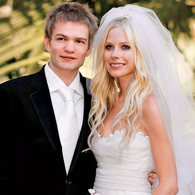 avril-lavigne-wedding-01