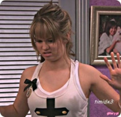 34419493_IGAHCMWSJ - Ce parere ai despre Debby