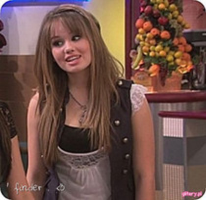34418668_FITXMOQMJ - Ce parere ai despre Debby