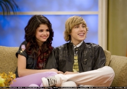 4 - Selena Gomez In Hannah Montana - That s What Friends Are For Captures1