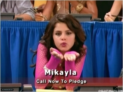 7 - Selena Gomez In Hannah Montana - That s What Friends Are For Captures1