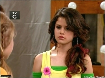 18 - Selena Gomez In Hannah Montana - That s What Friends Are For Captures1