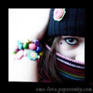 emo_eye.jpg_320_320_0_9223372036854775000_0_1_0 - my crazy style say love