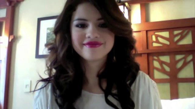 2 - selena gomez capturi2