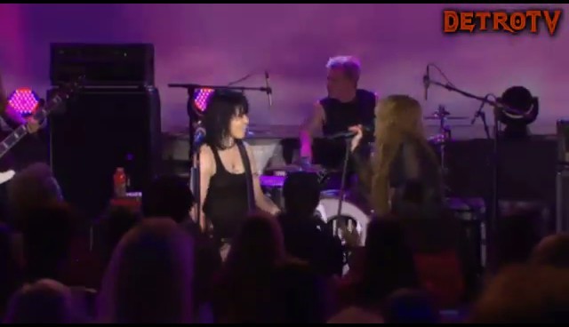 bscap0355 - Miley Cyrus With Joan Jett at Oprahs Show