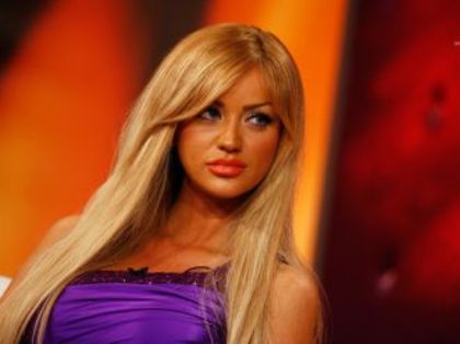 ;jkl (42) - bianca dragusanu