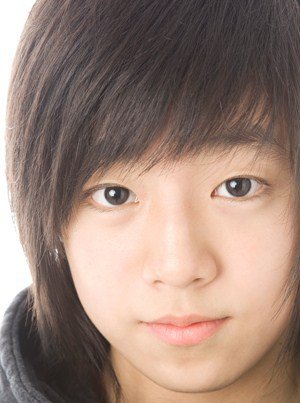 30501_129002150452914_100000293883264_262524_6764725_n - a---lee hyun woo---a
