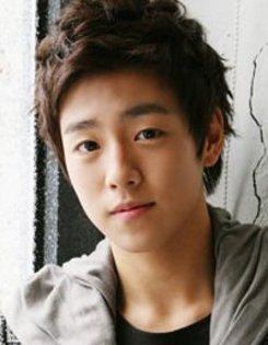 190616_207644289262661_100000512752983_797763_8148168_n - a---lee hyun woo---a